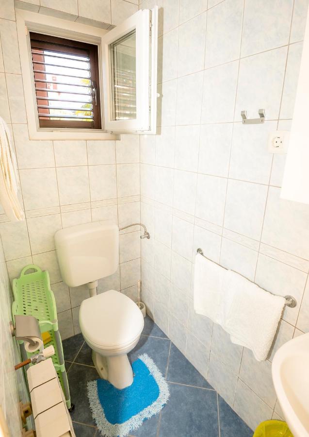 Guest House Ab Adria Home Ровінь Екстер'єр фото