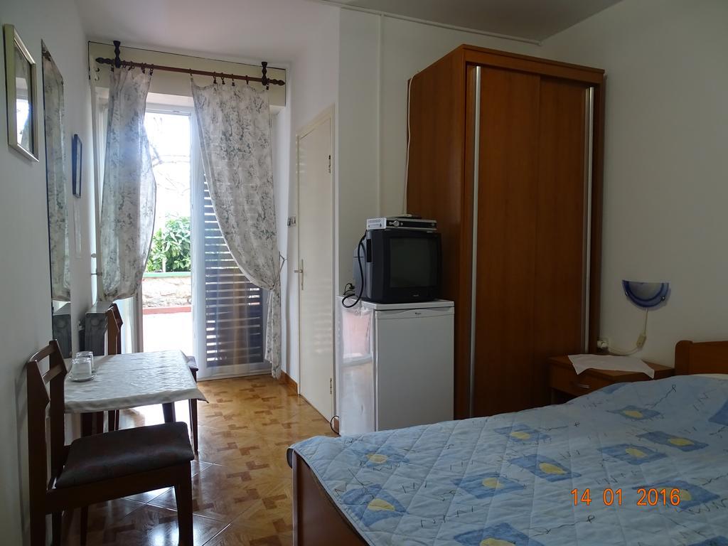 Guest House Ab Adria Home Ровінь Номер фото